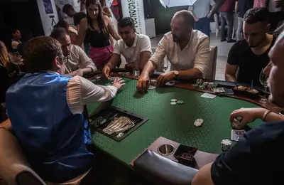 Mesa de Póker Hold'em Texas, foto 2 de 4